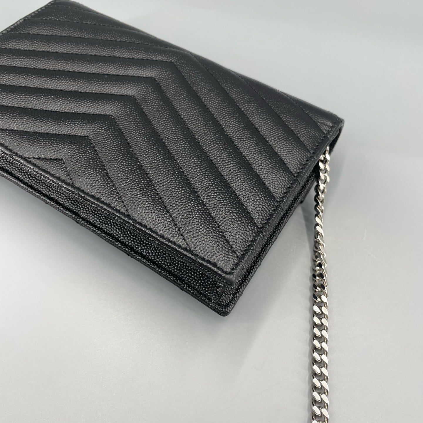 Saint Laurent - Envelope Bag Small - Calfskin leather - Black with Silver-Tone Hardware - (small)