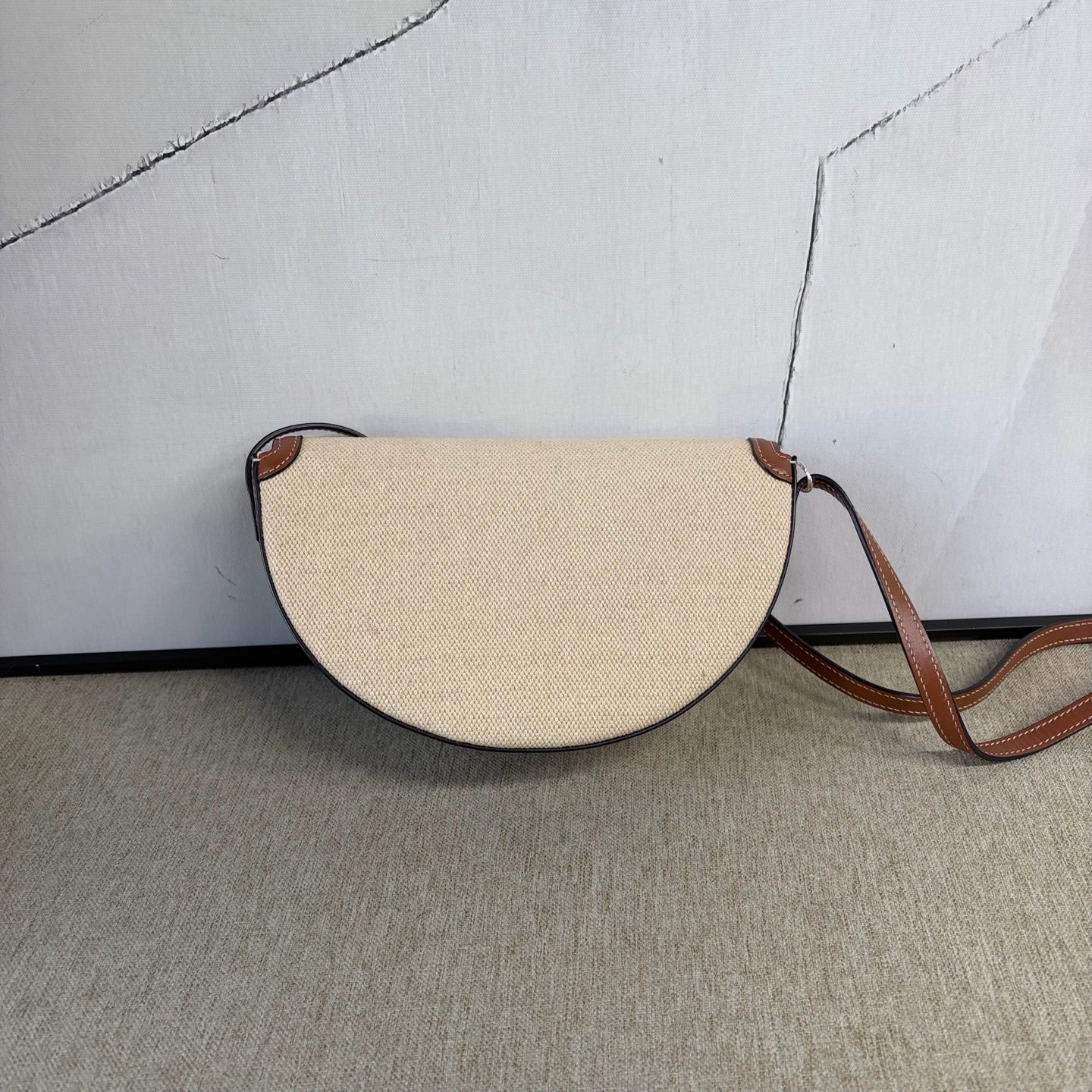 Celine - Besace Triomphe Moon Bag - Canvas with calfskin leather trim - Multicolour - (Small)