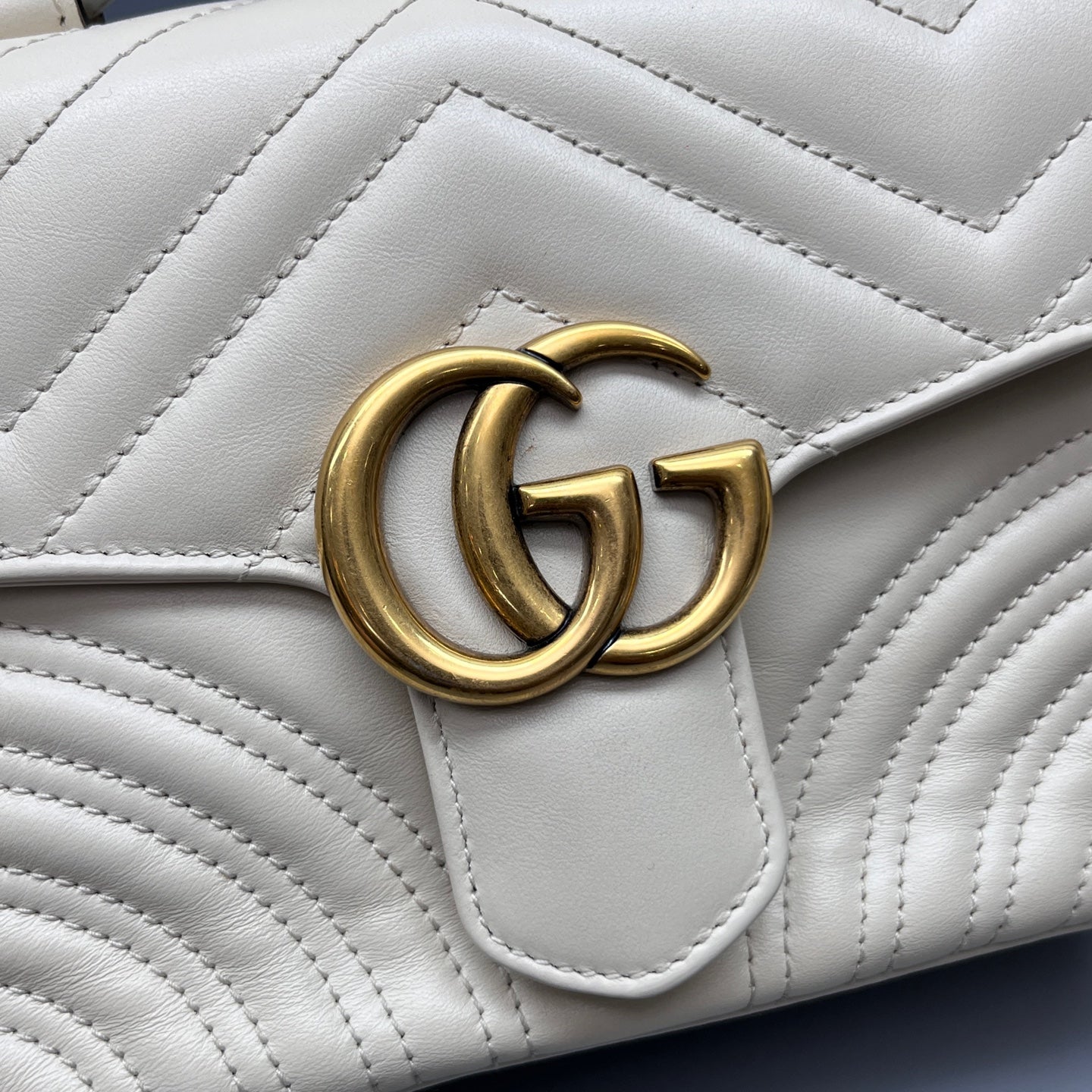Gucci - GG Marmont Matelassé Mini Top Handle Bag - Leather - White - (mini)