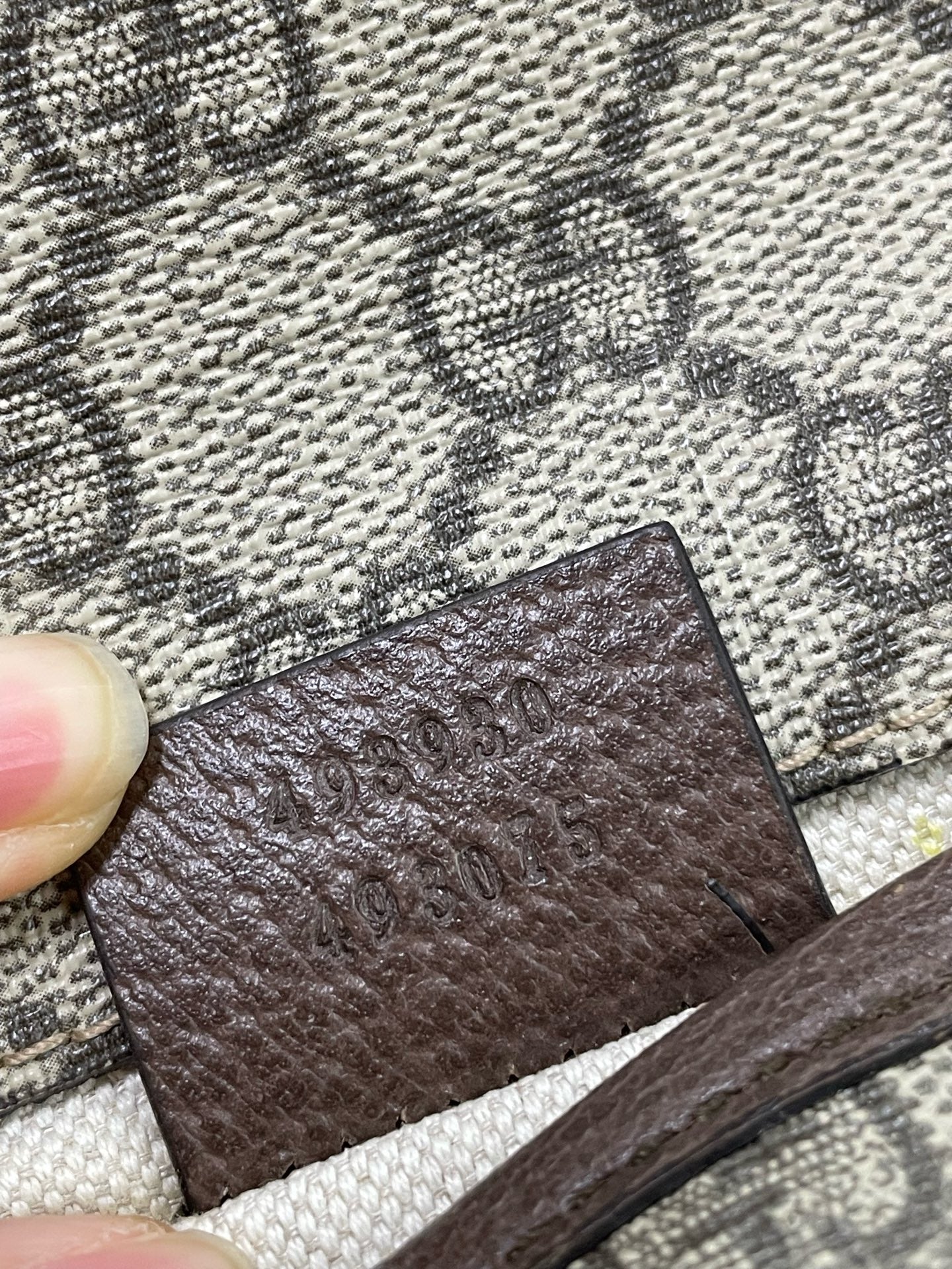 Gucci - Tiger Head Belt Bag 031 - GG Supreme canvas with leather trim - Beige and Brown with Red and Green Web Stripe - (mini)