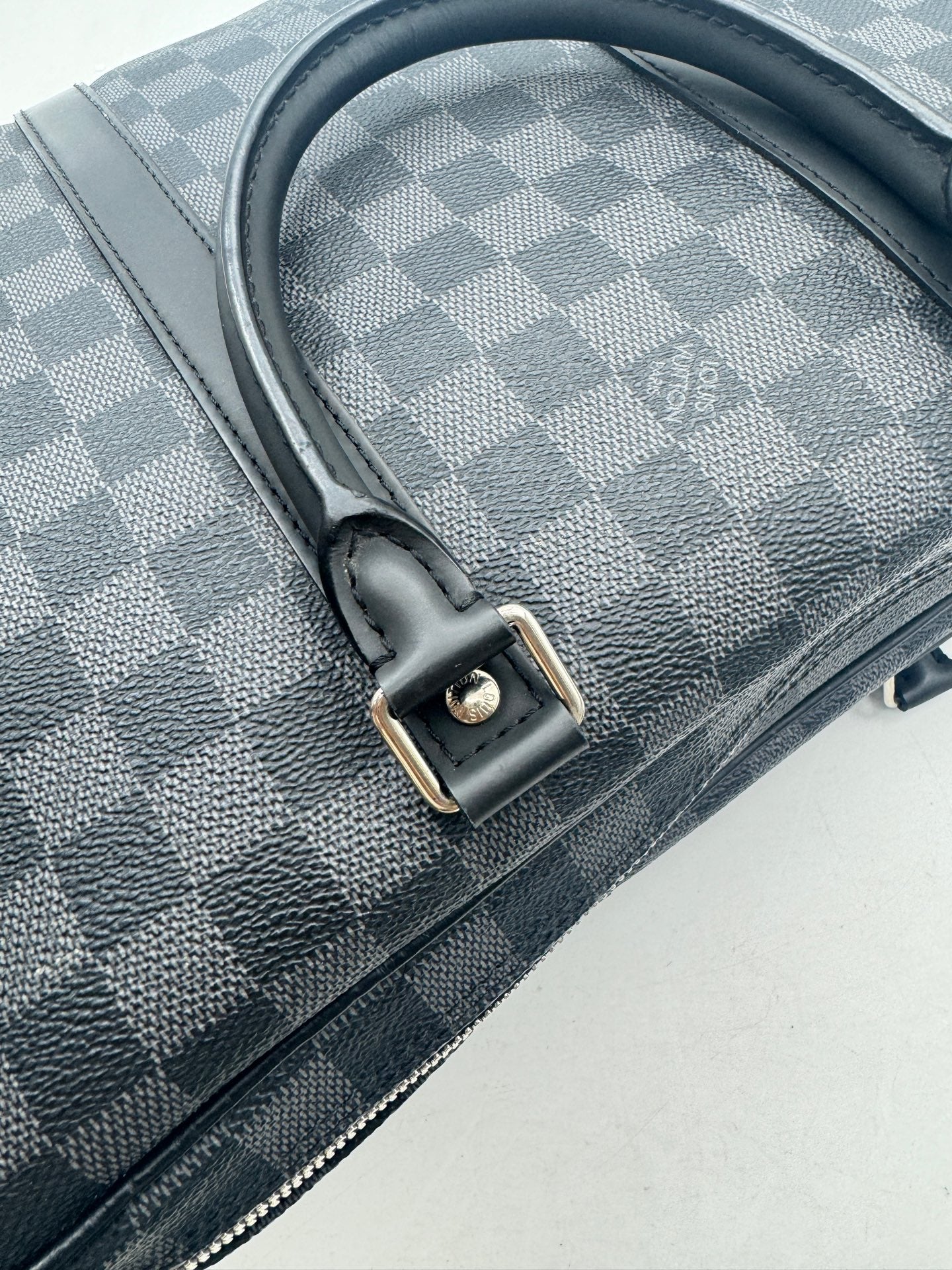 Louis Vuitton - Porte-Documents Voyage - Coated canvas with leather trim - Black - (large)