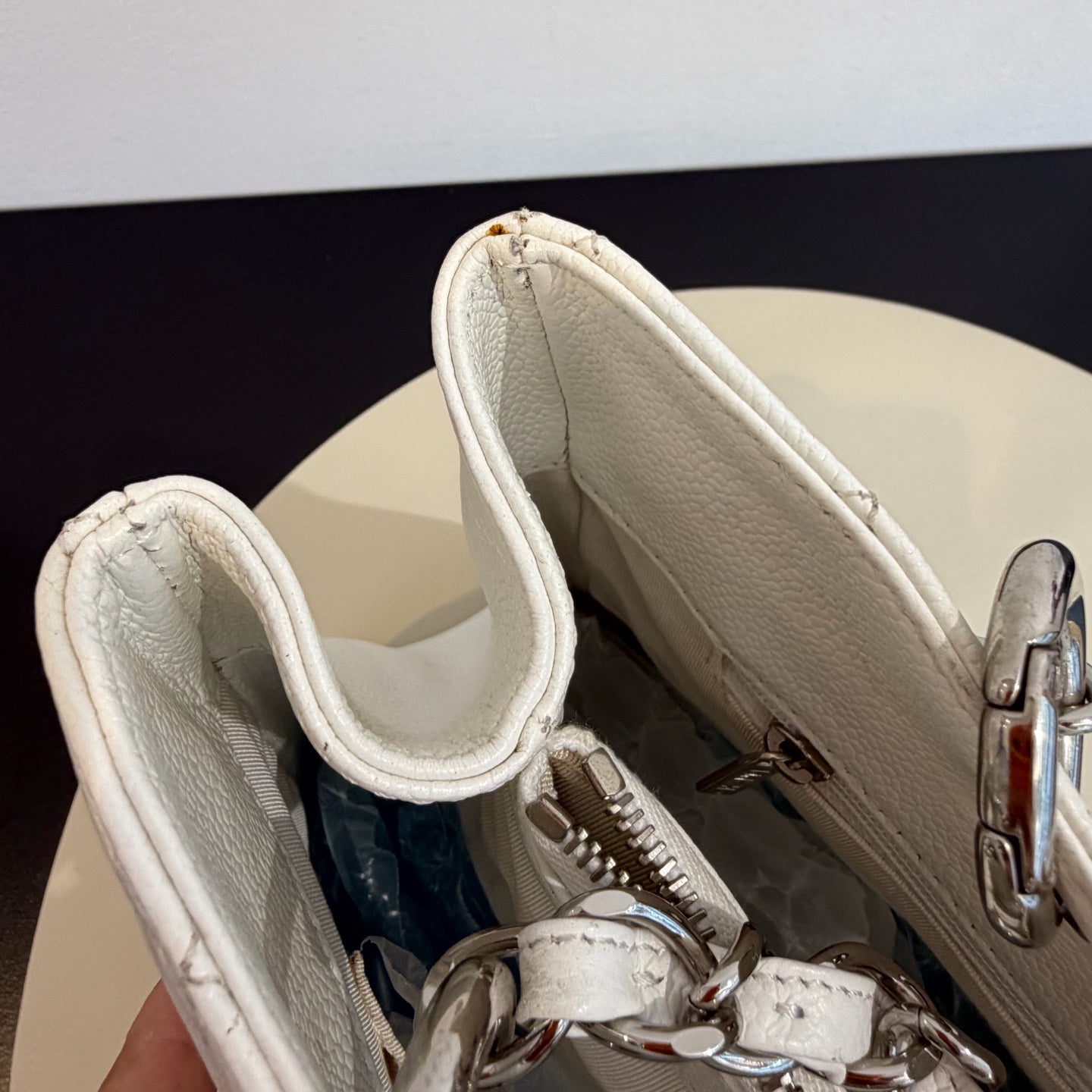 Chanel - Grand Shopping Tote (GST) - Caviar leather - White - (large)