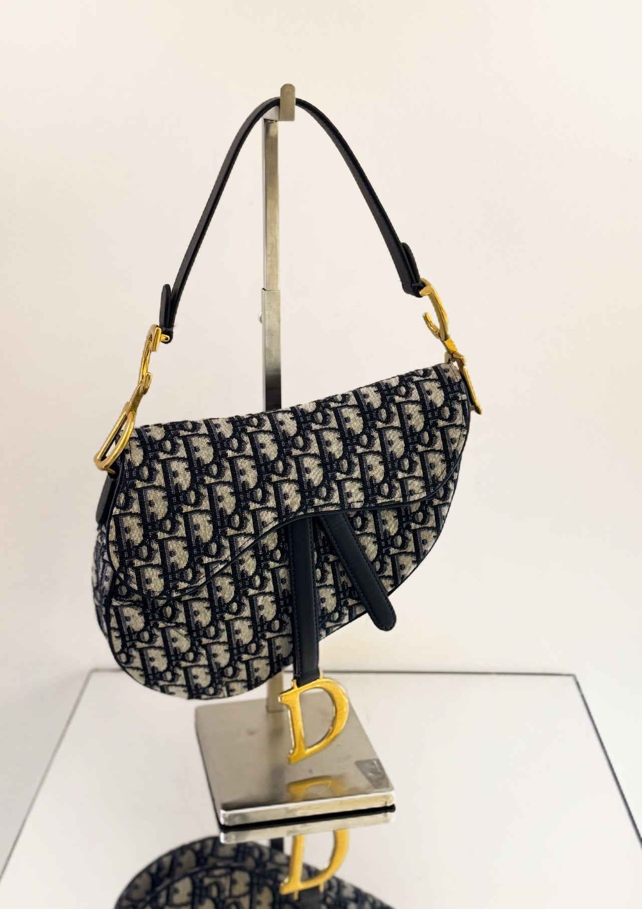 Dior - Saddle Bag - Dior Oblique Jacquard Canvas with Leather Trim - Navy Blue and Beige - (Medium)