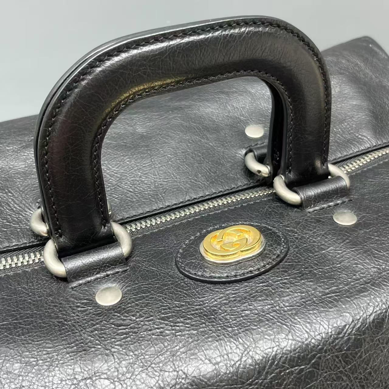 Gucci - Boston Bag - Oil-wax leather - Black - (medium)