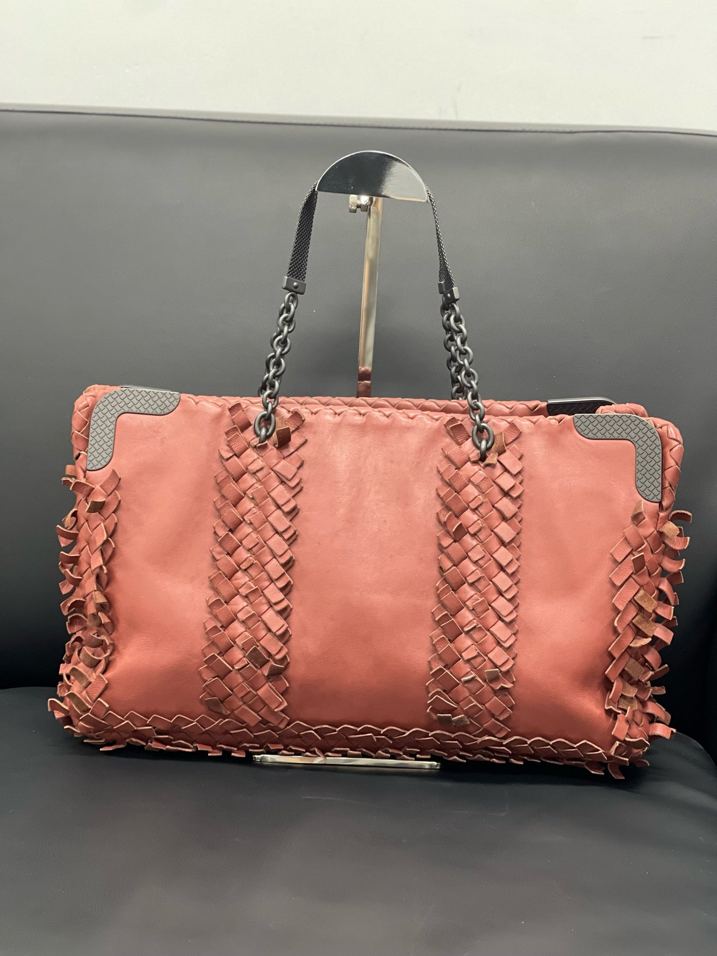 Bottega Veneta - Runway Woven Metal Chain Handbag - Leather - Red - (Medium)
