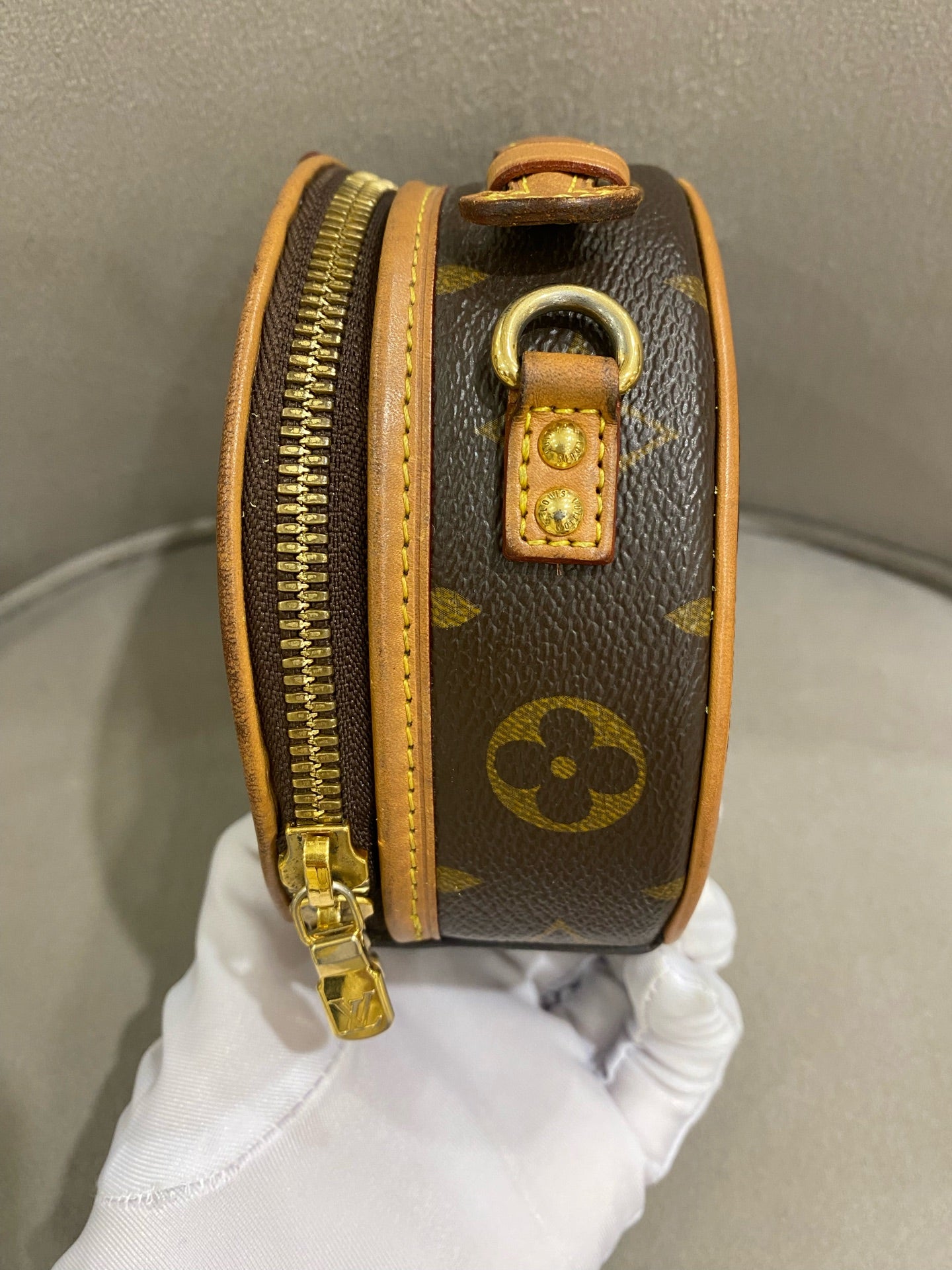 Louis Vuitton - Mini Boîte Chapeau - Monogram coated canvas and Vachetta leather - Brown - (mini)