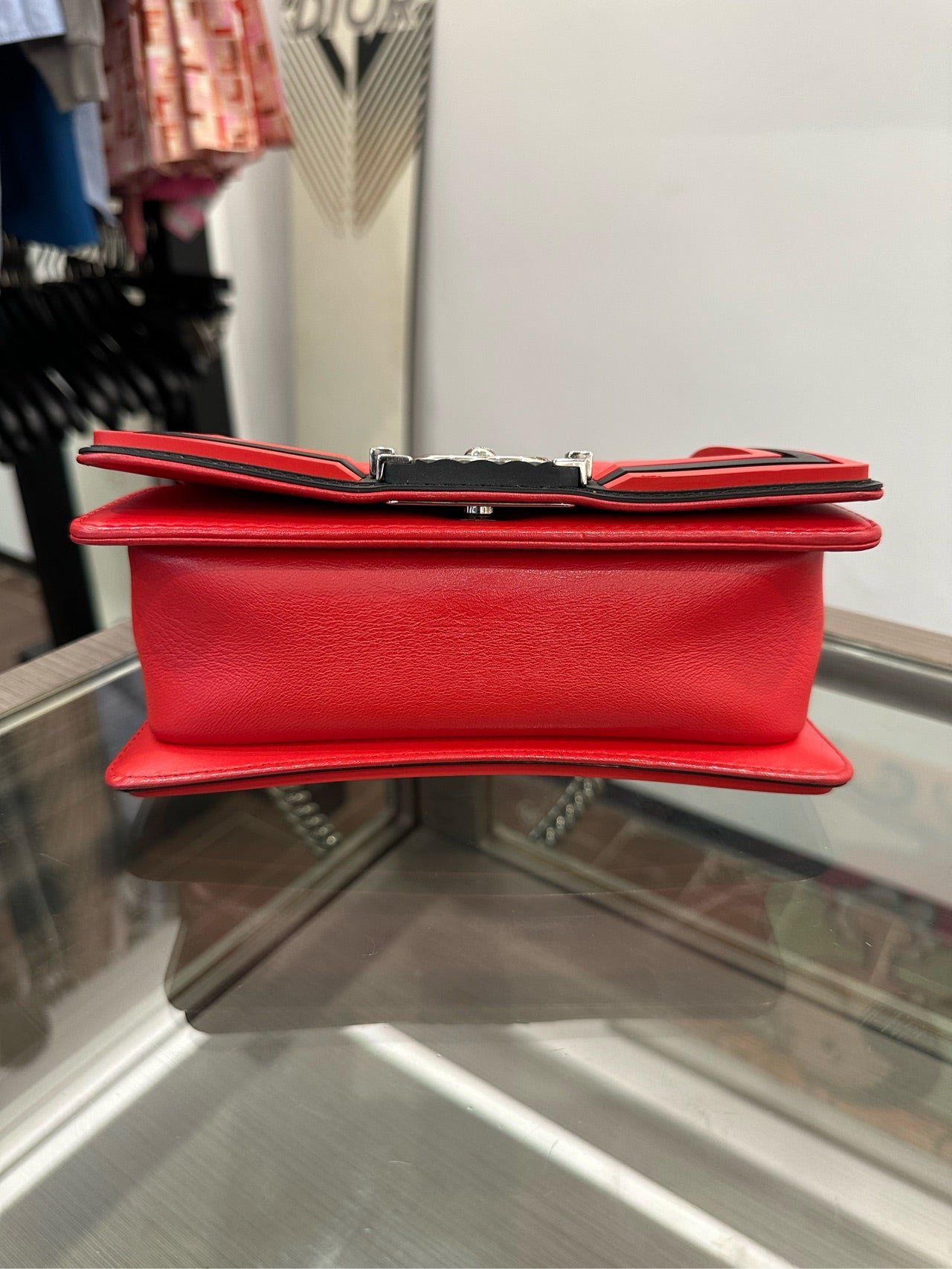 Chanel - Le Boy Small Shoulder Bag - Lambskin leather - Red and Black - (Small)