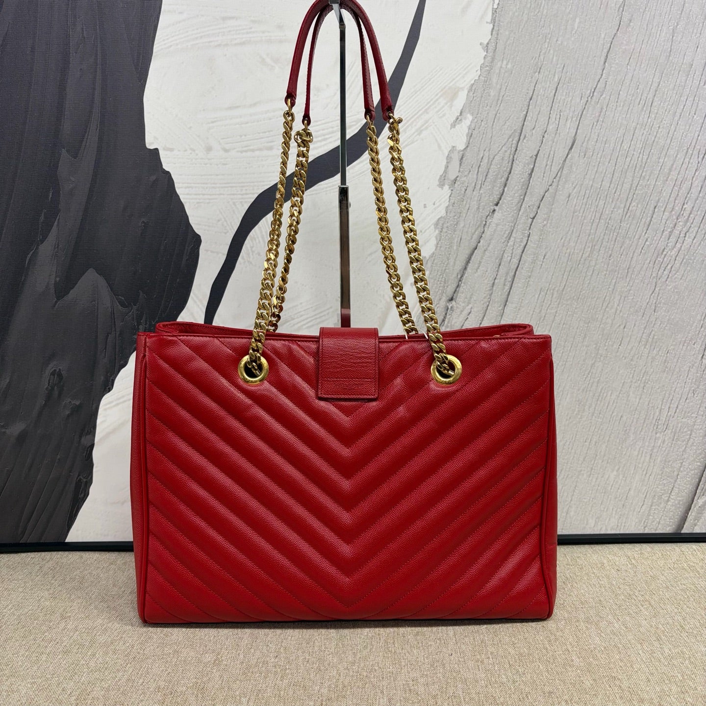 Saint Laurent - Shopping Bag Large with Chevron Quilting - Pebbled leather - Red with Gold-Tone Hardware - (large)