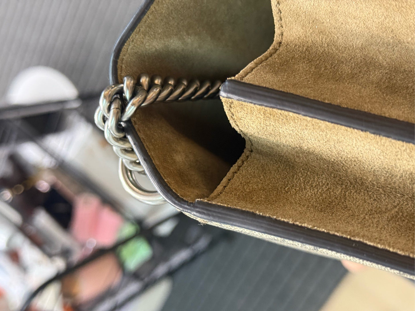 Gucci - Dionysus (Medium) - GG Supreme canvas with brown leather trim and suede accents - Beige and Brown - (Medium)