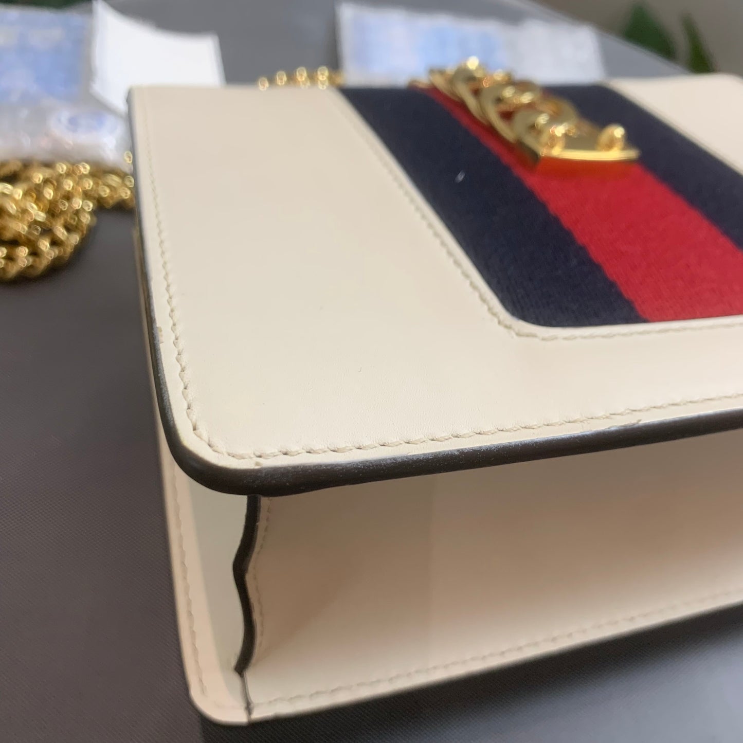 Gucci - Sylvie Small - Leather - Beige - (small)