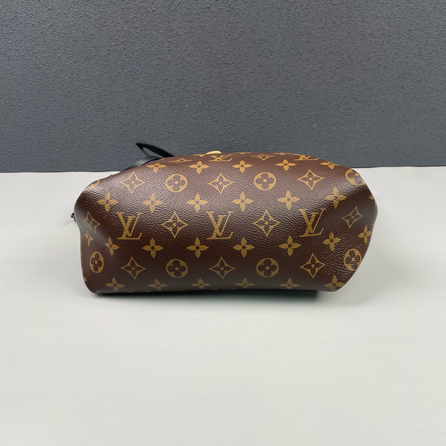 Louis Vuitton - Flower Tote - Monogram coated canvas with black grained leather trim - Brown - (medium)