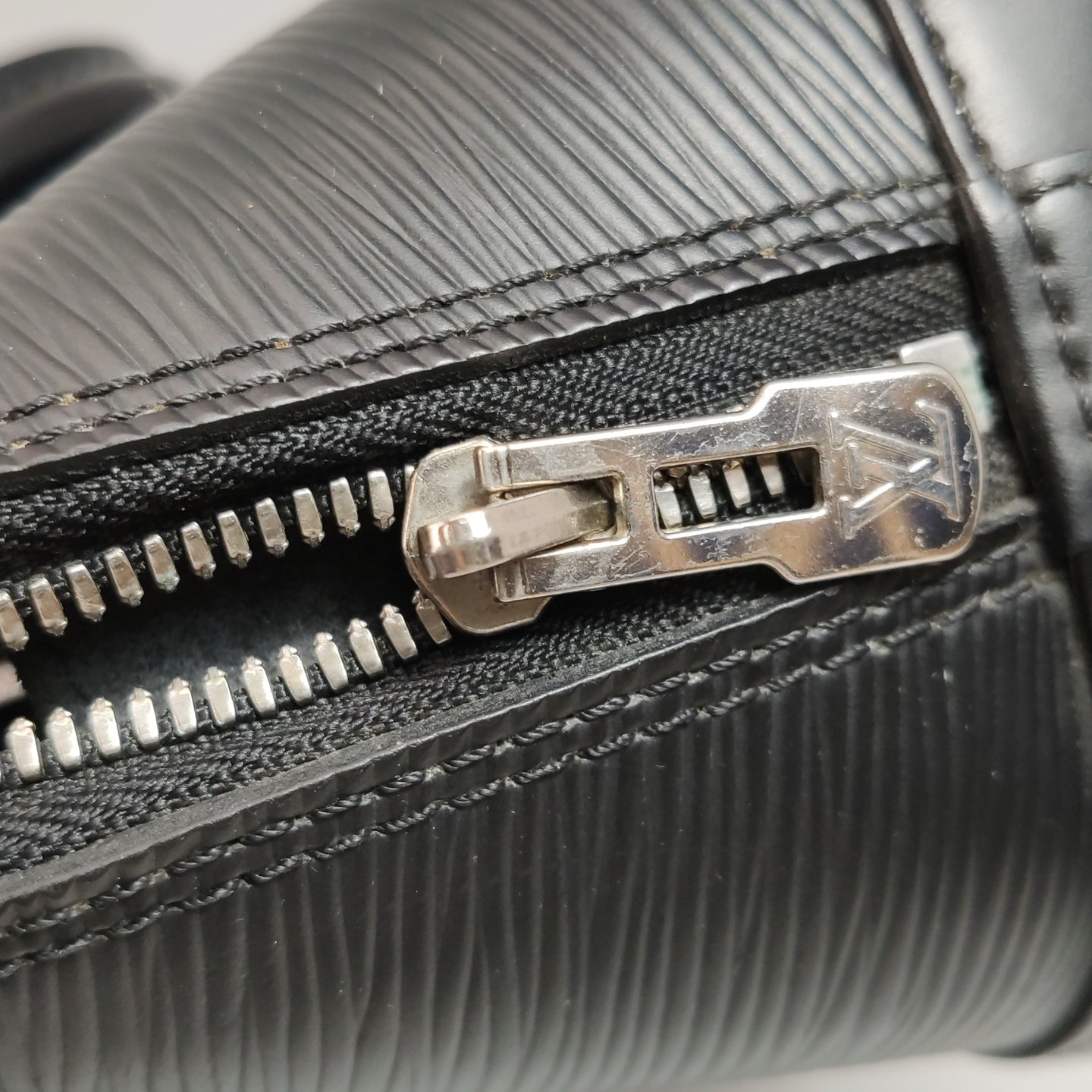 Louis Vuitton - Alma BB - Epi leather - Black - (mini)