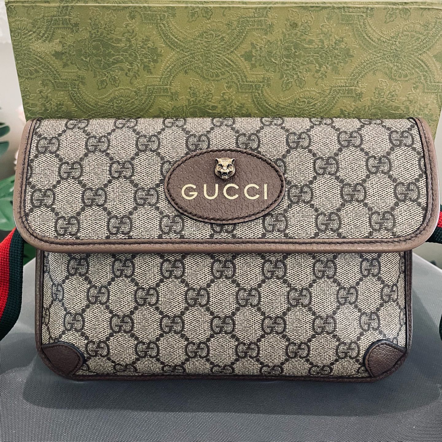 Gucci - Tiger Head Belt Bag - GG Supreme coated canvas with leather trim and Web canvas strap - Brown - (small)
