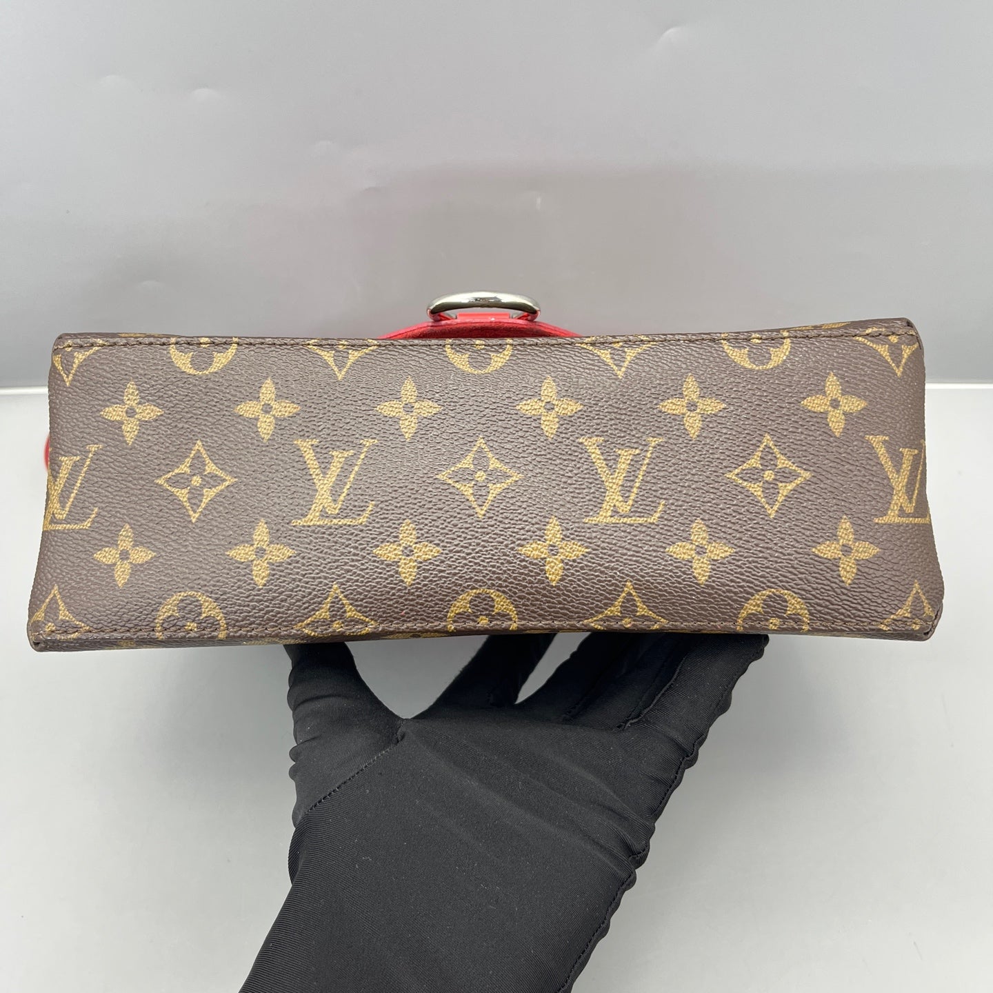 Louis Vuitton - Monogram Canvas and Epi Leather Envelope Messenger Bag - Monogram coated canvas, Epi leather, Microfiber lining - Red - (small)
