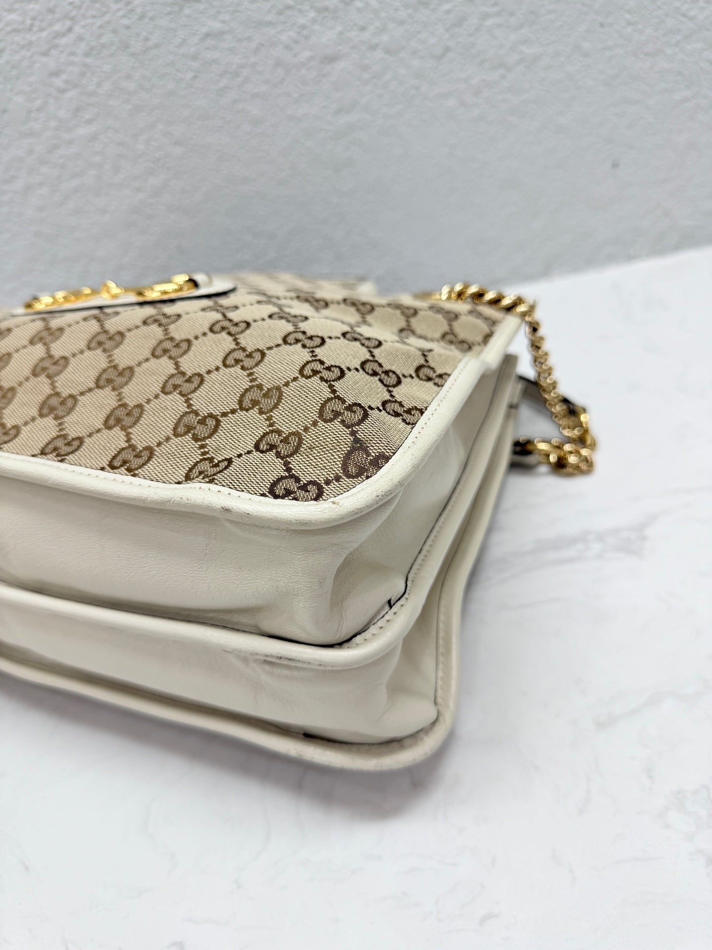 Gucci - 1955 Horsebit Tote - GG Supreme Canvas with Leather Trim - Beige and Cream - (medium)