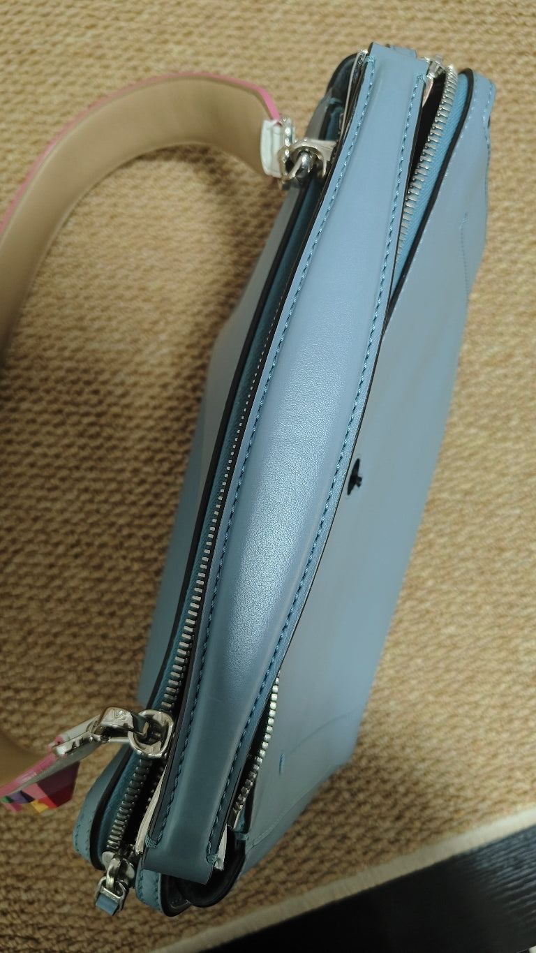 Fendi - Dotcom - Leather - Blue - (Medium)