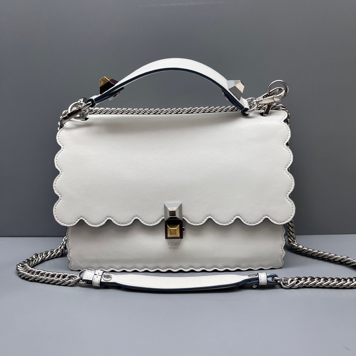 Fendi - Kan I - Leather - White - (medium)