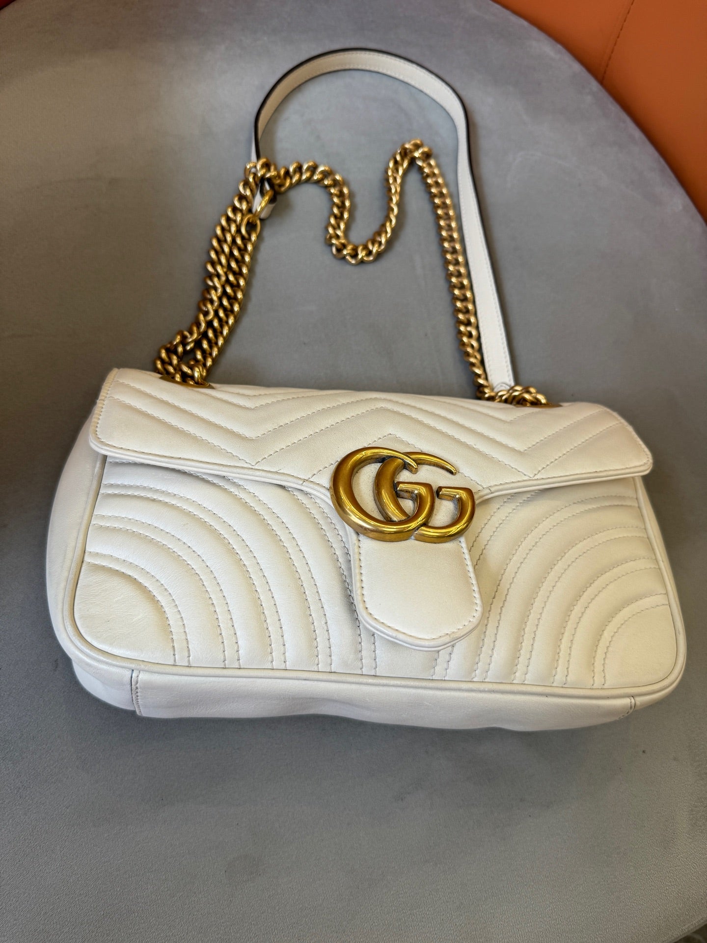 Gucci - Marmont Matelassé Small Shoulder Bag - Matelassé chevron leather - White - (Small)