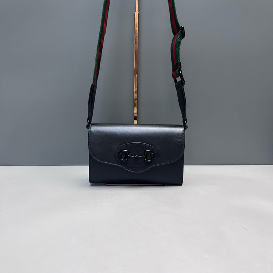 Gucci - Horsebit 1955 Wallet on Chain (WOC) - Grained leather - Black - (mini)