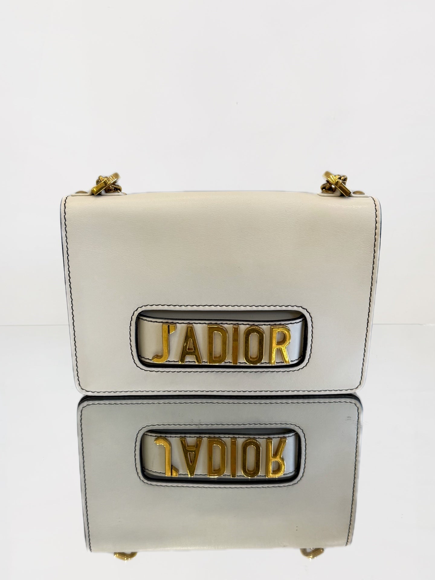 Dior - J'adior Flap Bag - Cowhide leather - White - (medium)