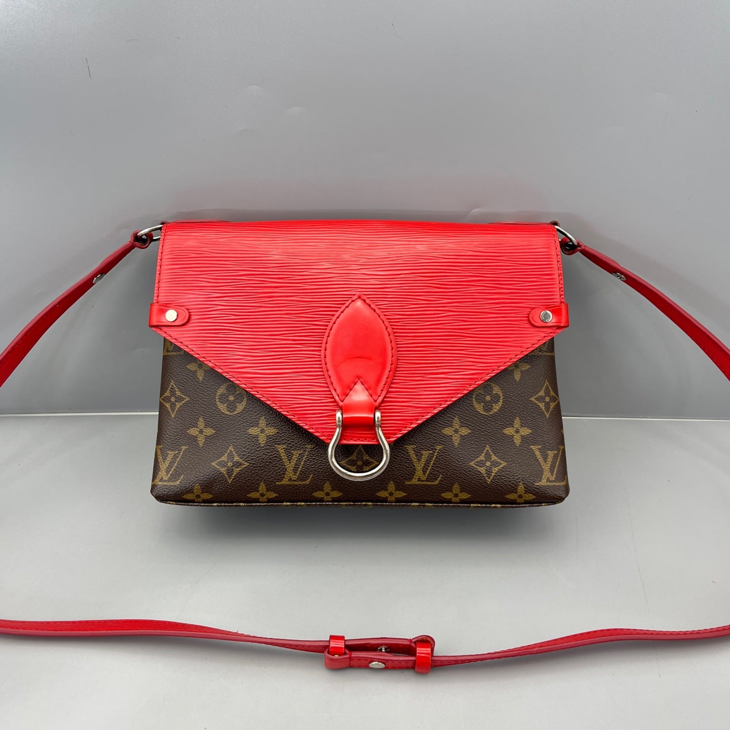 Louis Vuitton - Pallas Ring Envelope Bag - Monogram coated canvas and Epi leather - Brown and Red - (small)