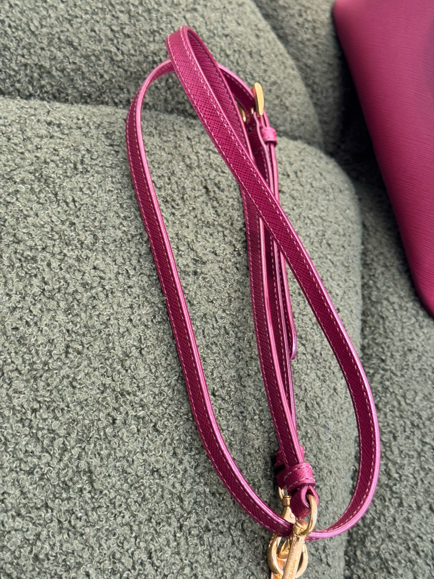 Prada - Saffiano Dome Satchel - Saffiano leather - Burgundy - (Small)