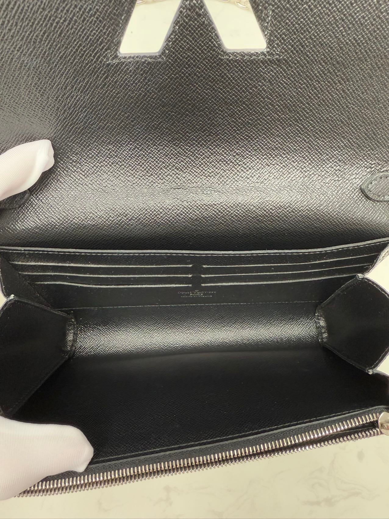 Louis Vuitton - Twist WOC - Epi leather - Silver Grey - (mini)