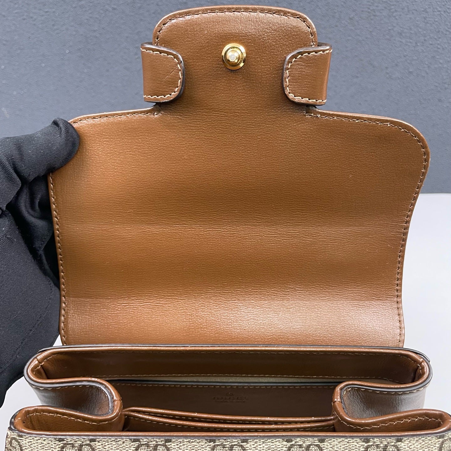 Gucci - Horsebit 1955 Messenger Bag - GG Supreme coated canvas with brown leather trim - Brown - (small)