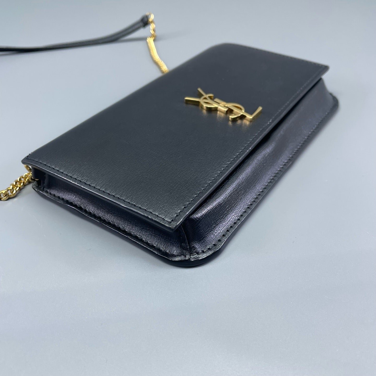 Saint Laurent - Monogram Chain Phone Holder - Grained leather - Black - (mini)