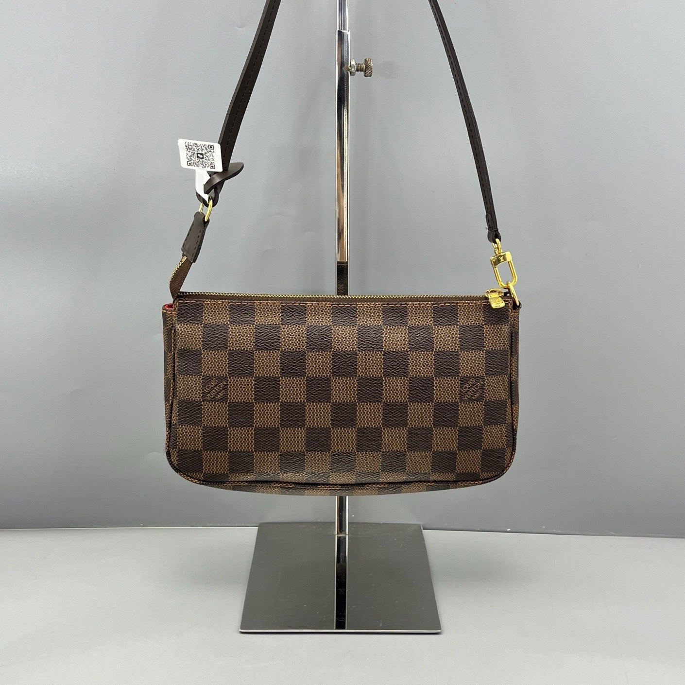 Louis Vuitton - Pochette Accessoires - Damier Ebene coated canvas with leather trim - Brown - (Small)