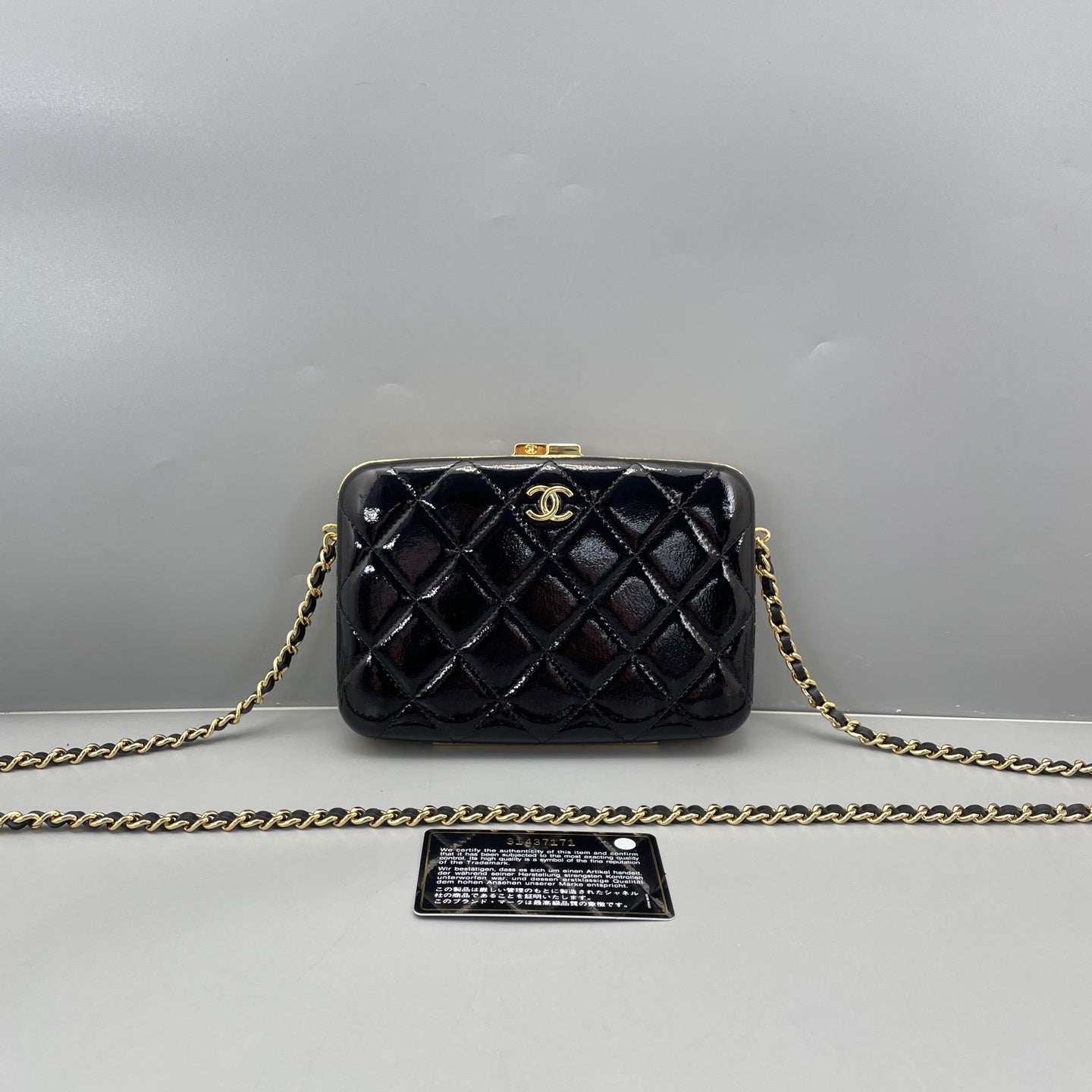 Chanel - Chain Clasp Bag - Patent leather - Black - (Mini)