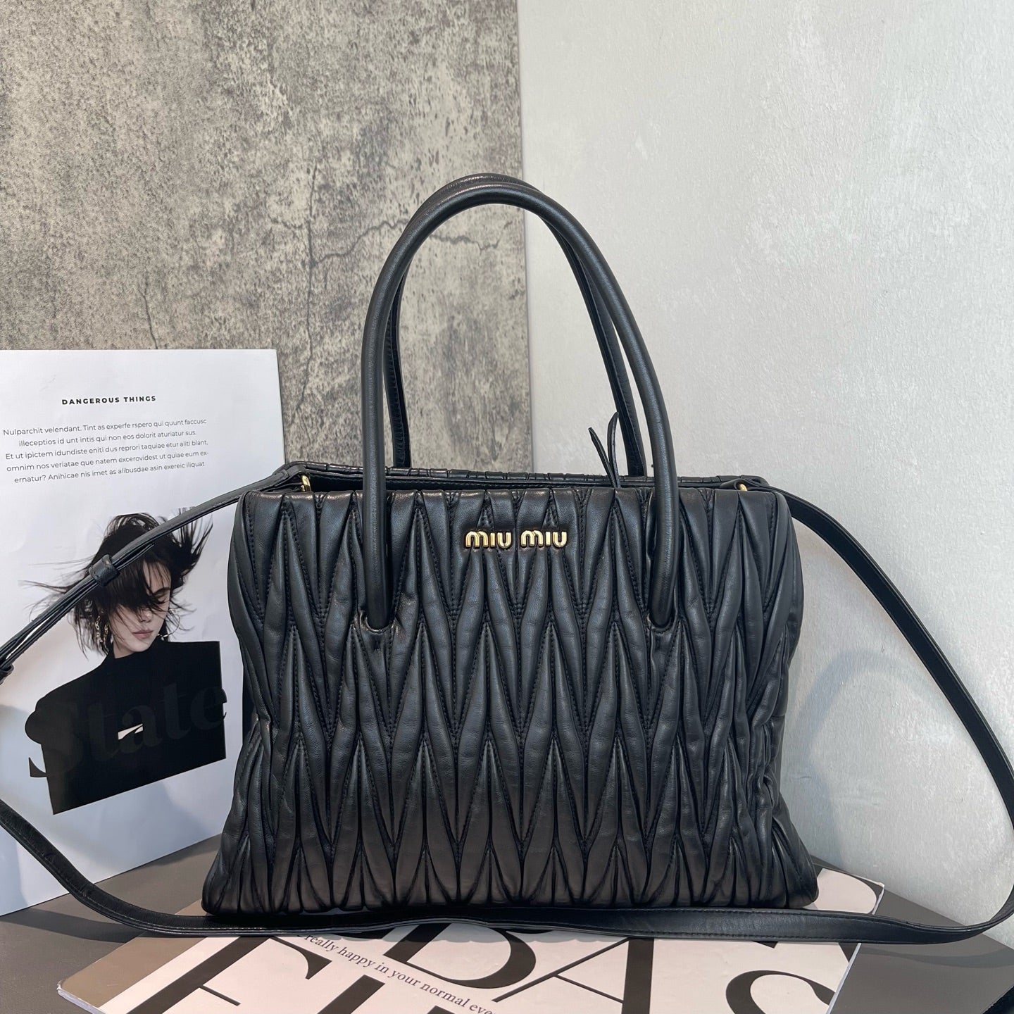 Miu Miu - Classic Bowling Bag - Lambskin leather - Black - (Medium)