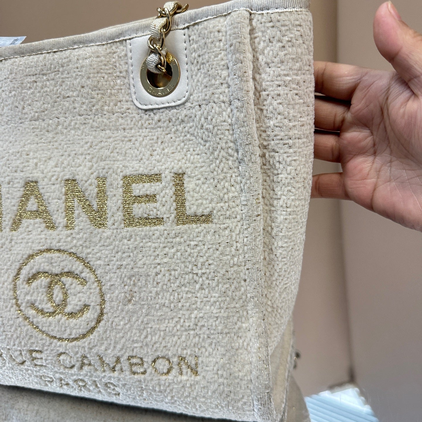 Chanel - Deauville Small Beach Bag - Tweed - White - (small)