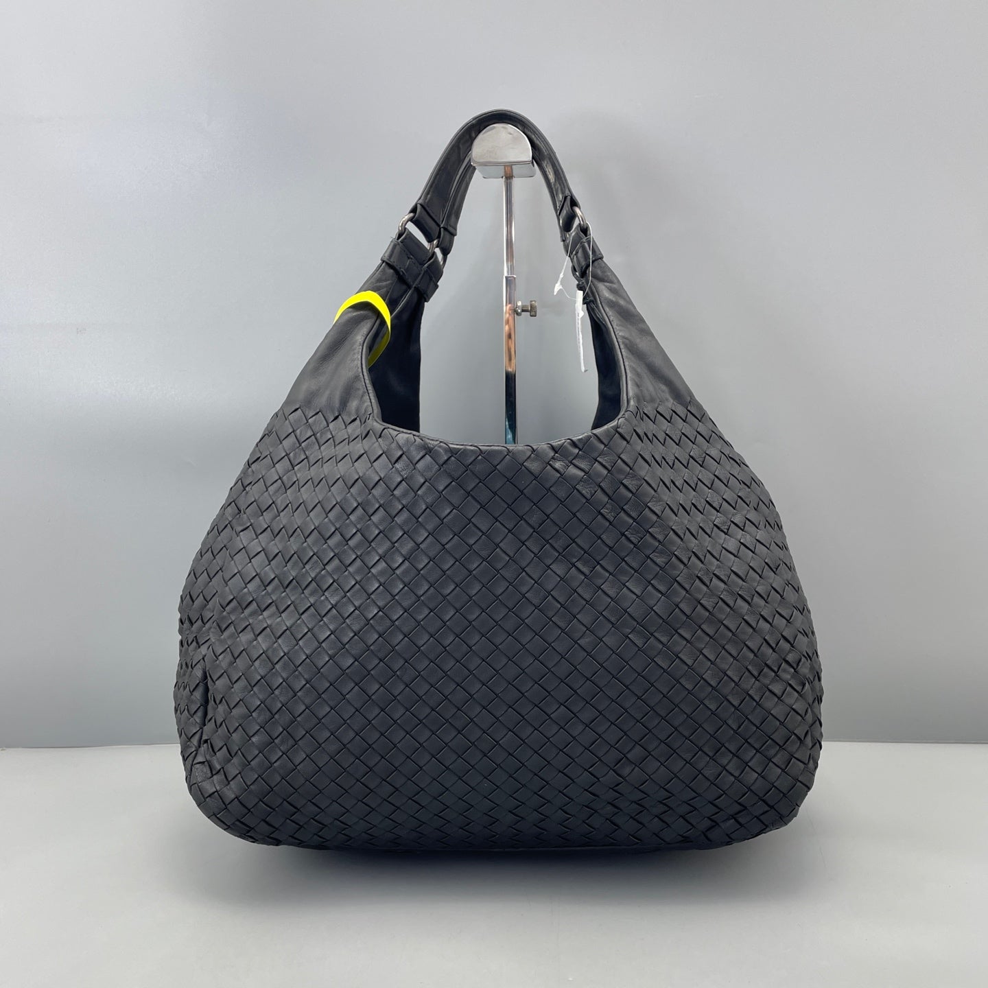 Bottega Veneta - Intrecciato Double Bridge Hobo Bag - Leather - Black - (Large)