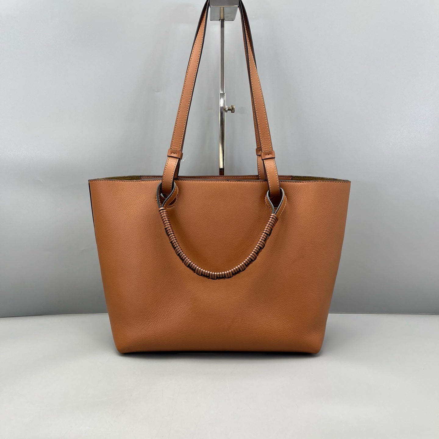 Loewe - Vertical Anagram Tote - Leather - Brown - (medium)