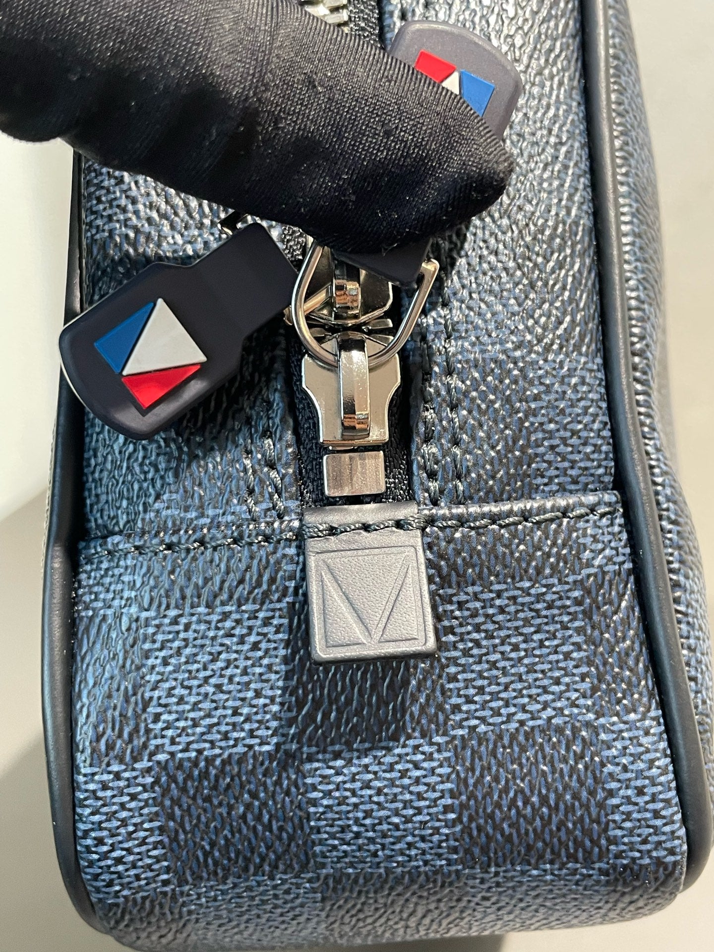 Louis Vuitton - America's Cup Regatta Limited Edition Toiletry Pouch - Damier Graphite coated canvas - Black - (small)