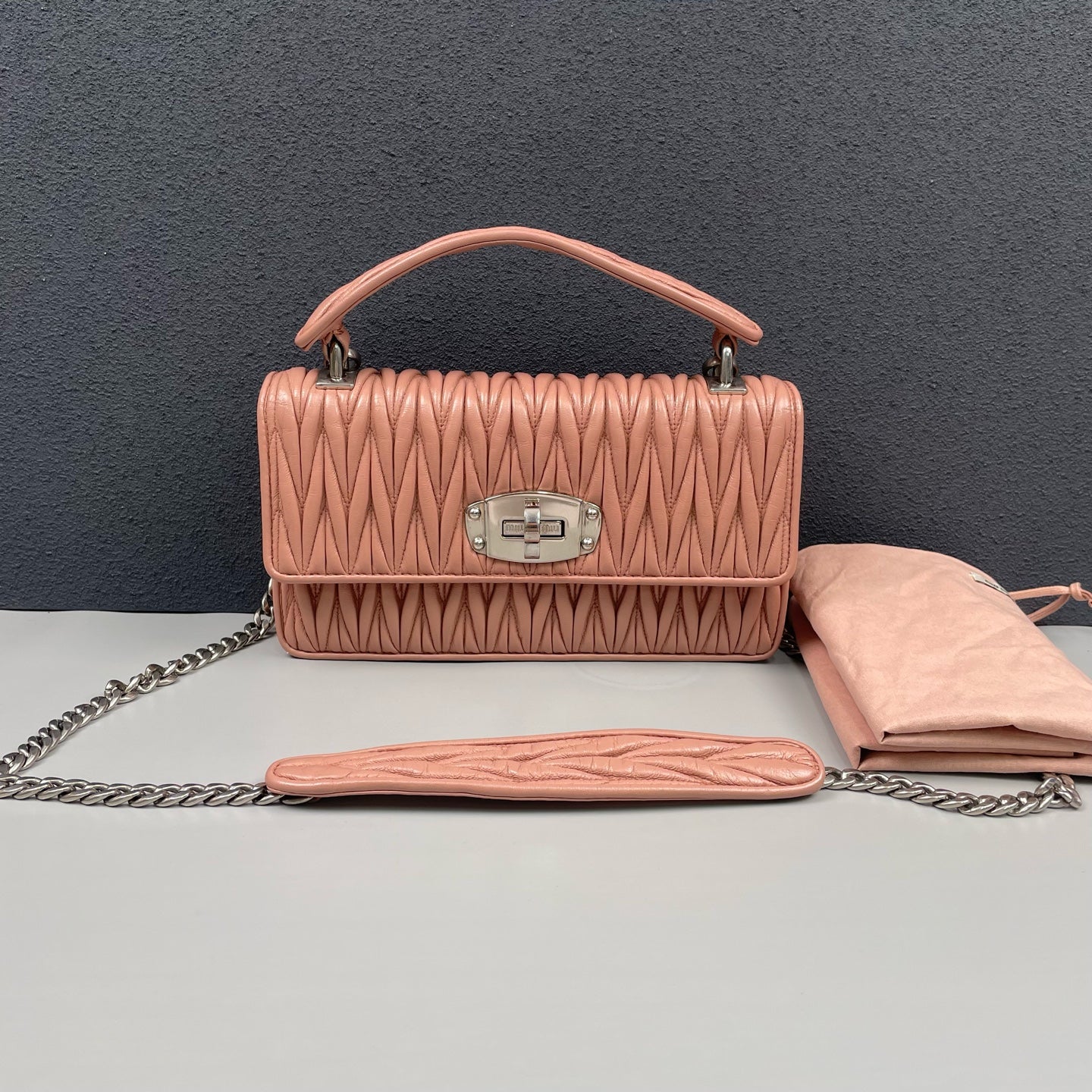 Miu Miu - Matelassé Flap Bag - Leather - Pink - (small)