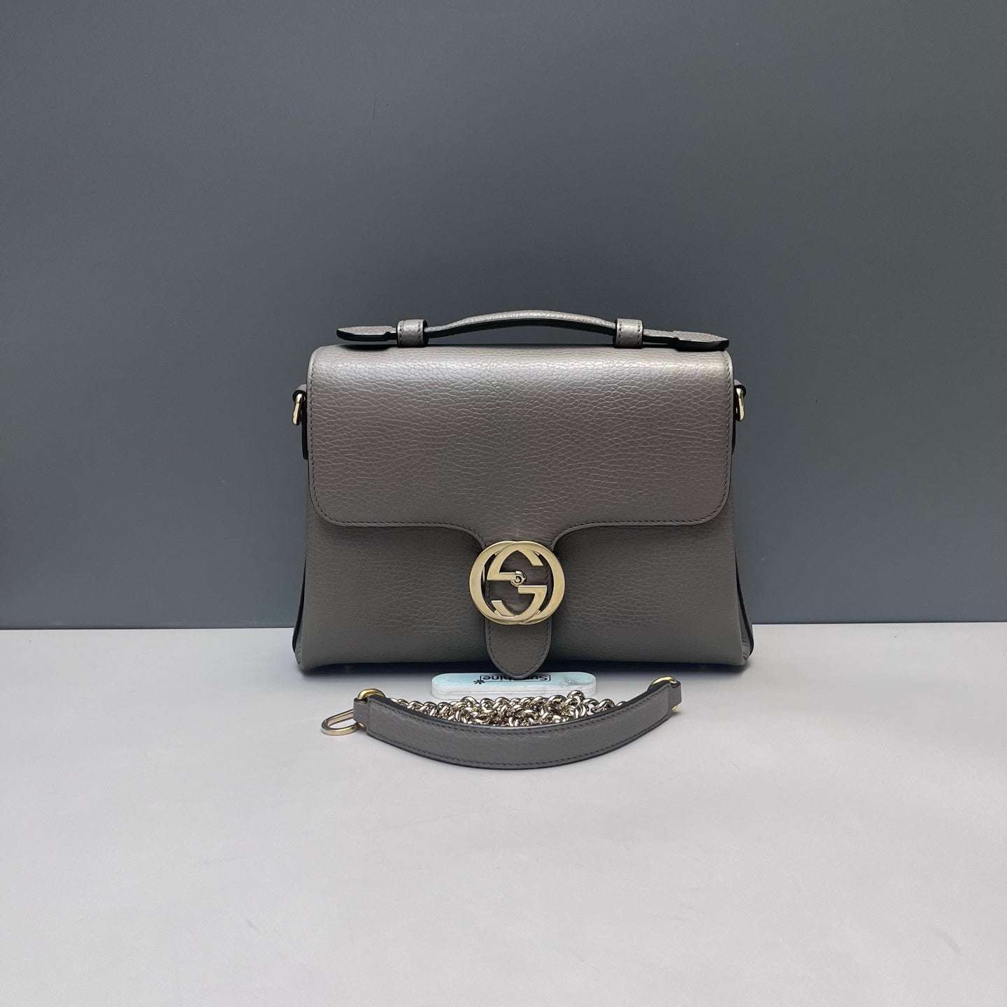 Gucci - Accordion Flap Shoulder Bag with Interlocking G - Grained leather - Grey - (Medium)