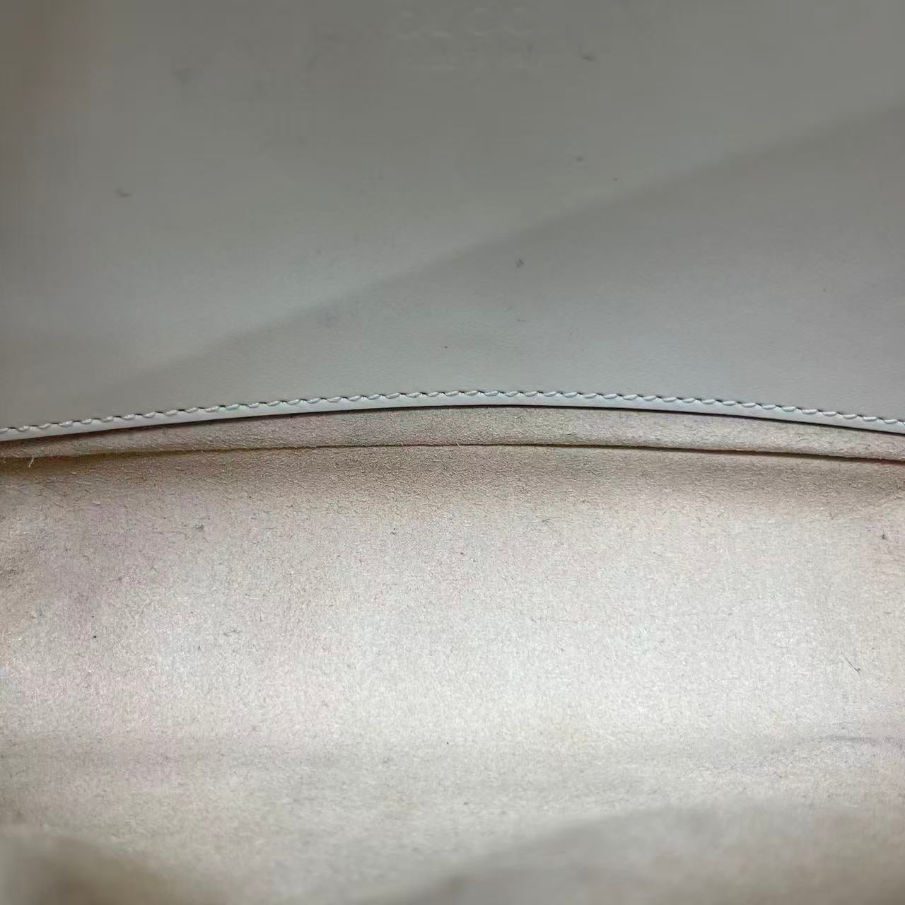 Gucci - GG Marmont Small Chain Shoulder Bag - Leather - White - (Small)