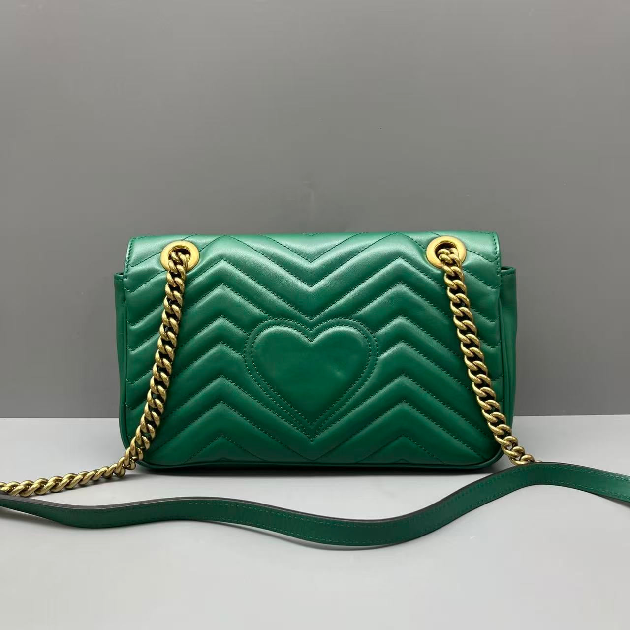 Gucci - GG Marmont Matelassé Medium Chain Shoulder Bag - Leather - Green - (medium)