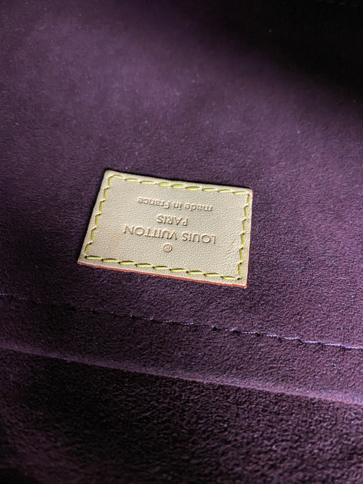 Louis Vuitton - Montaigne GM - Monogram coated canvas with Vachetta leather trim and microfiber lining - Brown - (Large)