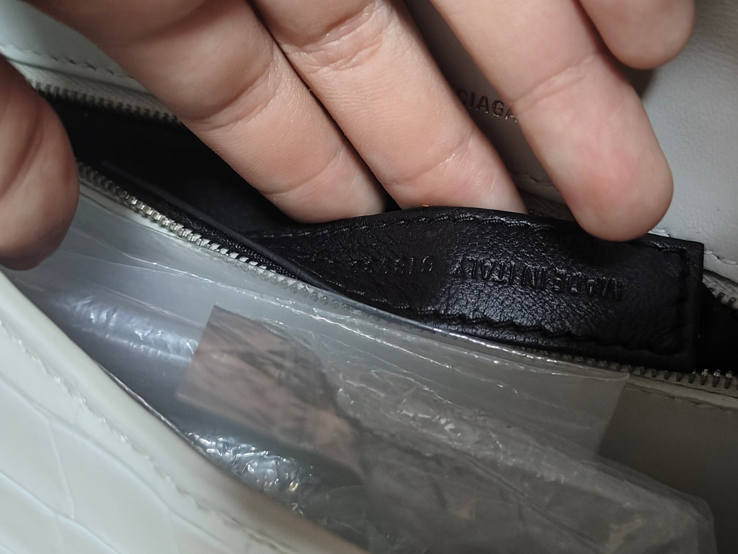 Balenciaga - Ghost Shoulder Bag - Exotic leathers - Crocodile - White - (small)