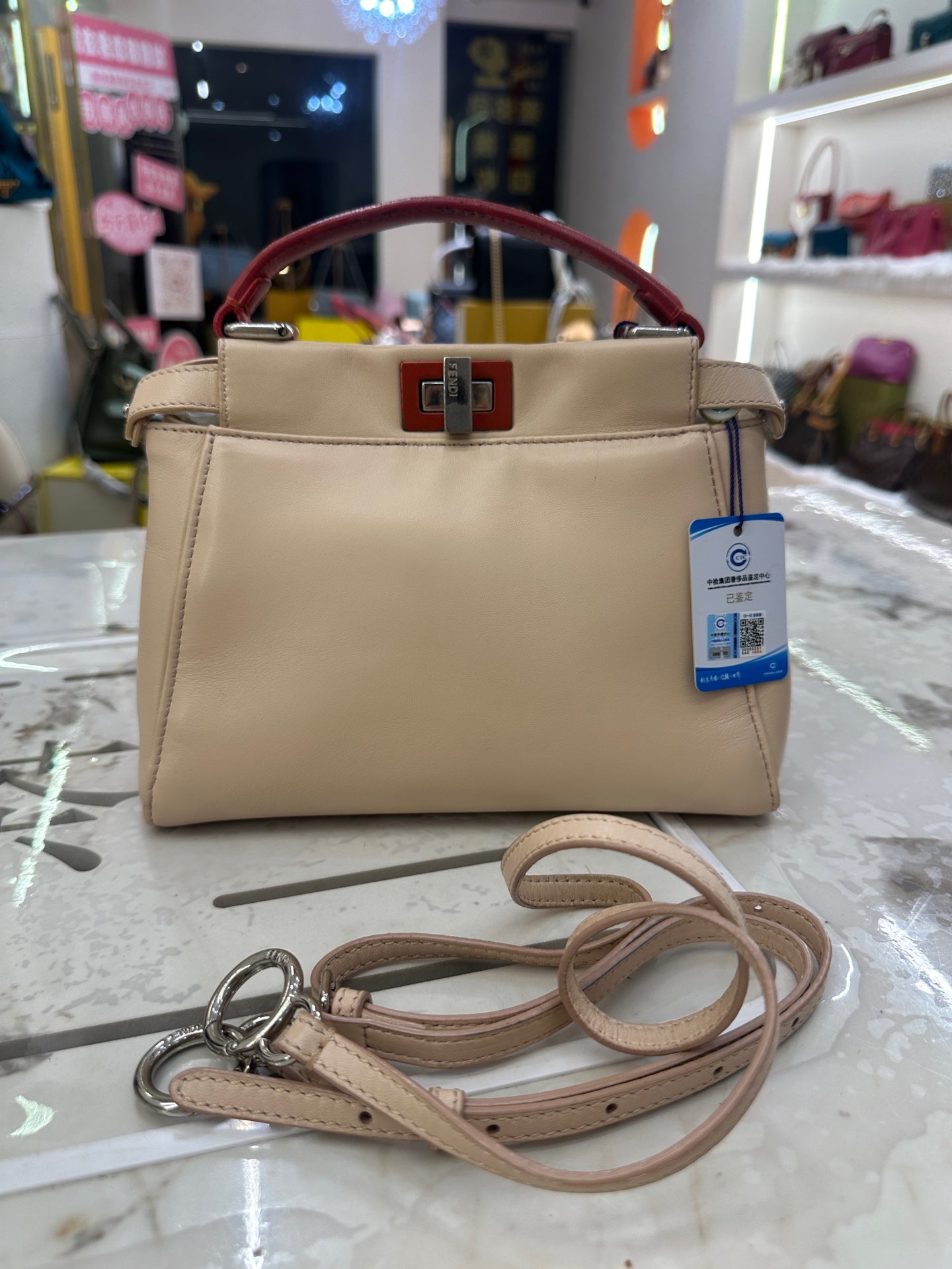 Fendi - Peekaboo - Lambskin leather - Beige - (Mini)