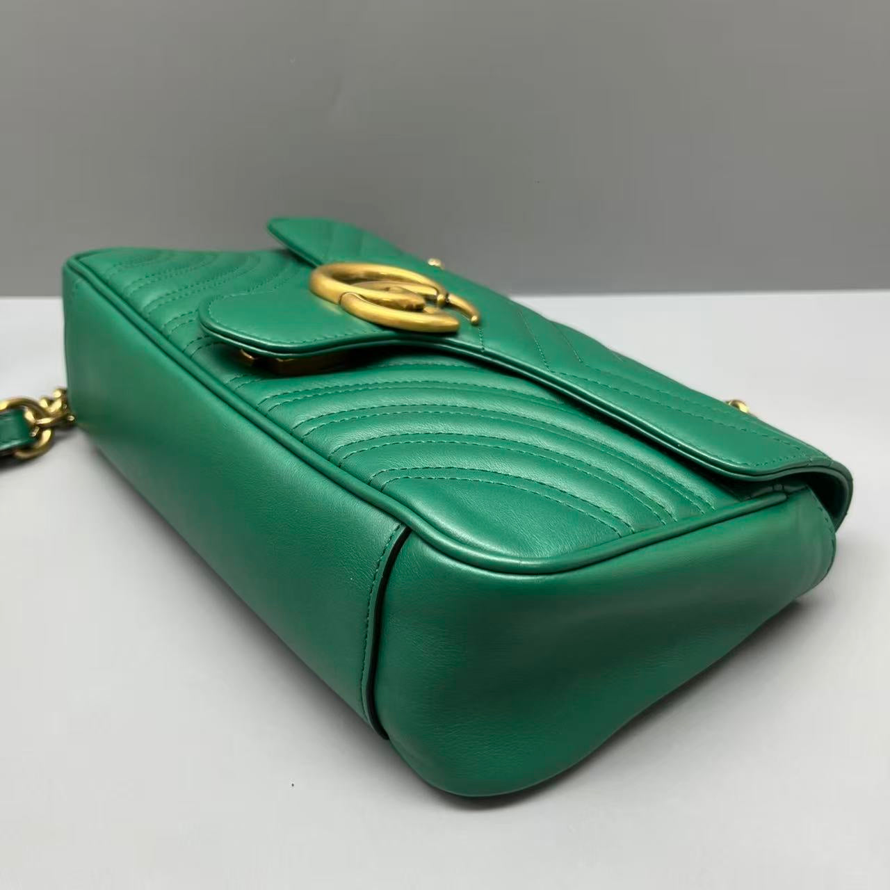 Gucci - GG Marmont Matelassé Medium Chain Shoulder Bag - Leather - Green - (medium)