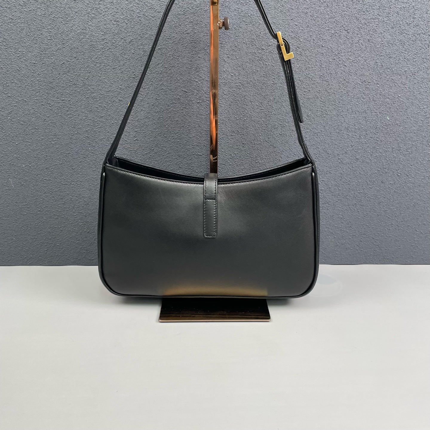 Saint Laurent - LE 5 A 7 - Leather - Black - (mini)