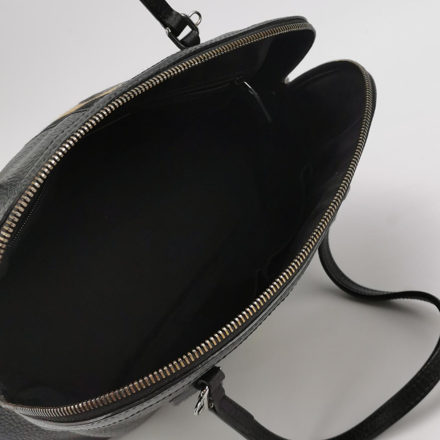 Gucci - Dome Bag with Web Stripe - Grained leather and canvas - Black - (Medium)