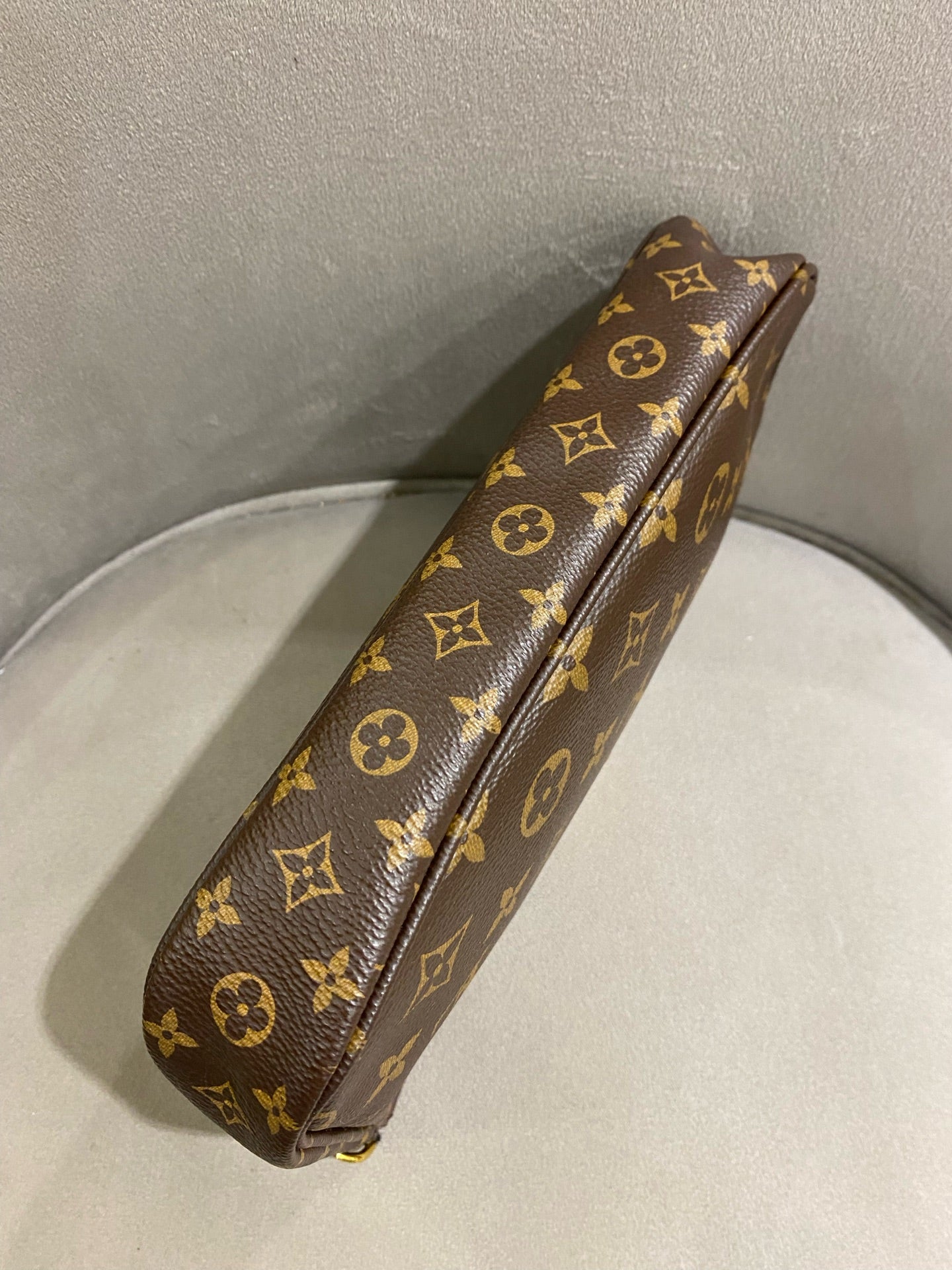 Louis Vuitton - Multi Pochette Accessoires - Monogram coated canvas, natural cowhide leather, textile - Brown - (Medium)
