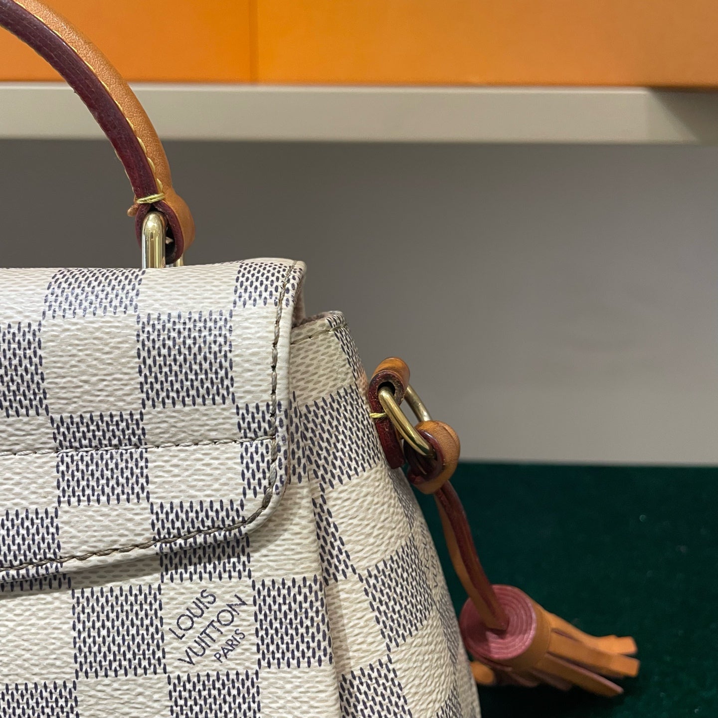 Louis Vuitton - Pallas Tassel - Damier Azur coated canvas with Vachetta leather trim - White - (Small)