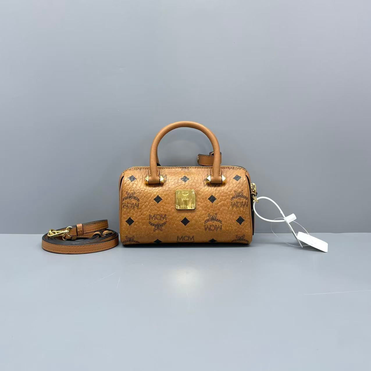MCM - Boston Mini Bag - Visetos monogrammed leather with leather trim - Cognac brown - (mini)