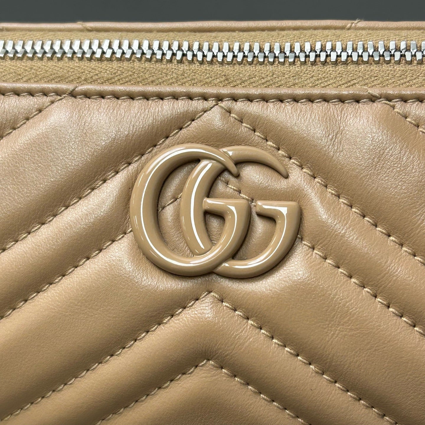 Gucci - GG Marmont Shoulder Bag - Leather - Beige - (Small)